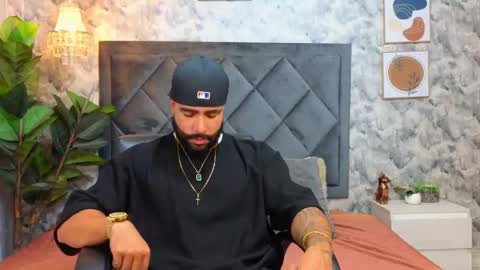 Apolo online show from November 17, 9:31 pm