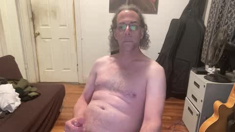 Apostrphy online show from December 3, 12:02 am