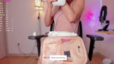 Snapshot of apoteosis_ chatting on December 9, 11:47 am Apo online show from December 9, 11:47 am