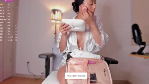 Snapshot of apoteosis_ chatting on December 29, 11:07 am Apo online show from December 29, 11:07 am