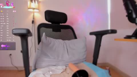 Snapshot of apoteosis_ chatting on February 21, 2:38 pm Apo online show from February 21, 2:38 pm