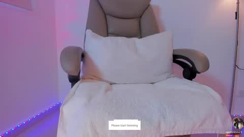 Snapshot of apoteosis_ chatting on October 18, 11:33 am Apo online show from October 18, 11:33 am