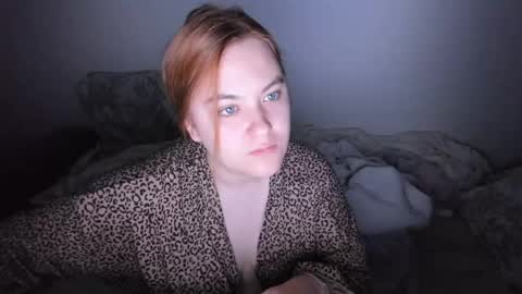 appleyummybuns online show from May 24, 9:09 pm
