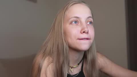  REYNA  my friend   online show from November 18, 4:33 pm