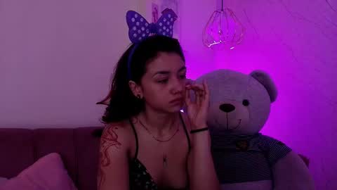   online show from October 9, 12:03 pm