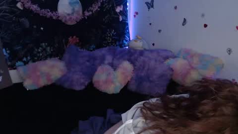 april_l6 online show from November 20, 10:09 pm