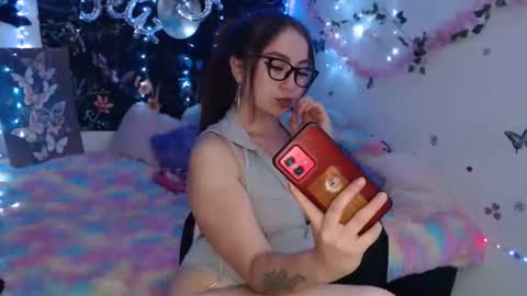 april_l6 online show from February 18, 11:55 pm