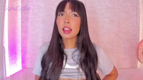 Snapshot of aprilalen chatting on October 1, 7:14 am April online show from October 1, 7:14 am