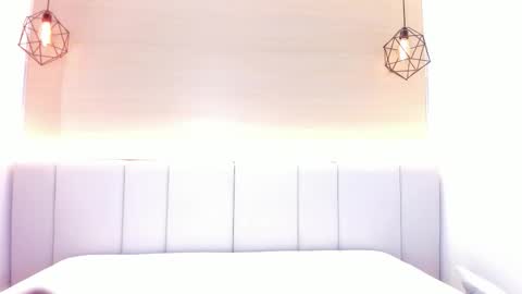 April online show from November 20, 7:08 am