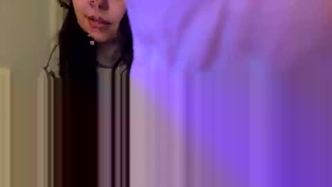 Snapshot of aprilanna chatting on January 25, 3:40 am AnnaApril420 online show from January 25, 3:40 am