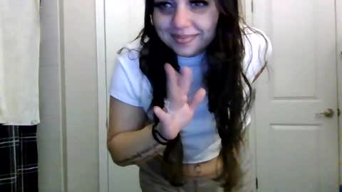 Snapshot of aprilanna chatting on February 24, 5:09 pm AnnaApril420 online show from February 24, 5:09 pm