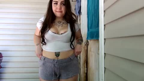 Snapshot of aprilanna chatting on September 17, 5:03 pm AnnaApril420 online show from September 17, 5:03 pm