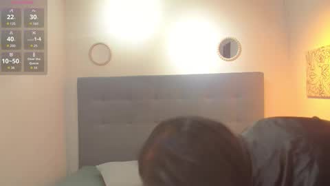 April jons online show from September 27, 5:40 pm