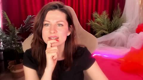 aprill_o_nill online show from April 4, 1:41 pm