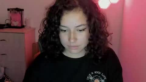 Snapshot of aqua_emilly chatting on January 25, 1:32 am aqua emilly online show from January 25, 1:32 am
