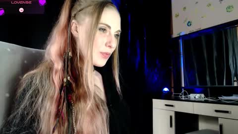 Snapshot of aqualen chatting on March 26, 1:06 pm aqualen online show from March 26, 1:06 pm