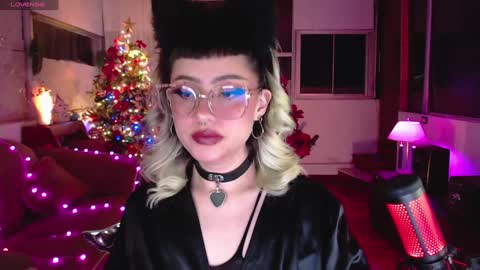 Zam independent model online show from January 5, 4:25 am