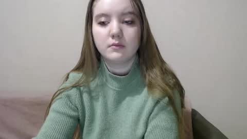 Josefin online show from December 15, 9:20 pm