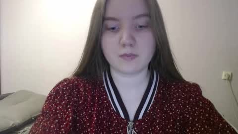 Josefin online show from November 3, 8:48 am