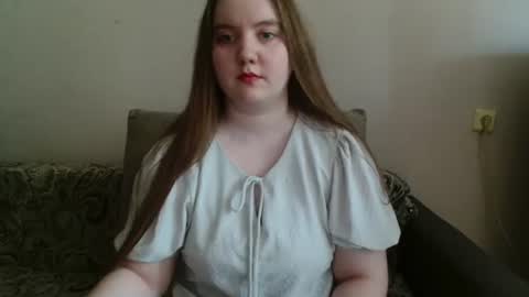 Josefin online show from June 29, 7:14 am