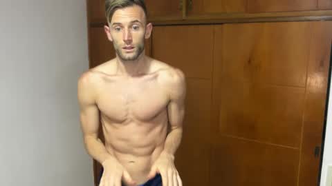 Snapshot of aquilesmade chatting on December 13, 4:05 pm Aquilesmade online show from December 13, 4:05 pm