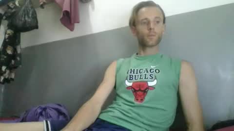 Snapshot of aquilesmade chatting on November 6, 5:47 pm Aquilesmade online show from November 6, 5:47 pm