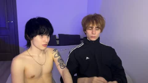 zik and kris online show from April 9, 6:46 pm