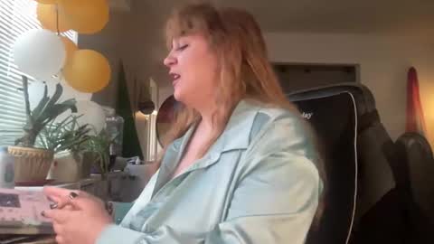 BustyPrincessLeila online show from March 14, 1:34 am