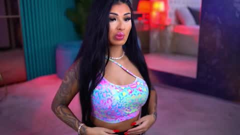 arabellaposh online show from January 10, 6:15 am