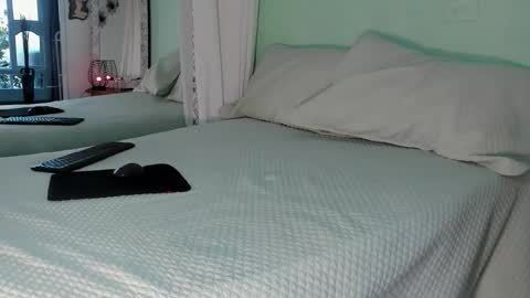 Nadia Cyel online show from October 27, 10:14 pm