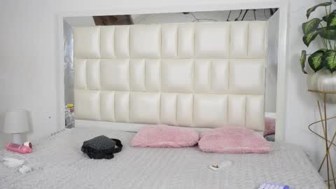   online show from September 9, 5:40 am