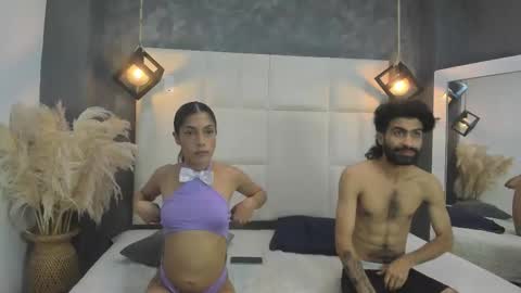 Snapshot of arah_issaa chatting on November 26, 10:44 pm arah_issaa online show from November 26, 10:44 pm