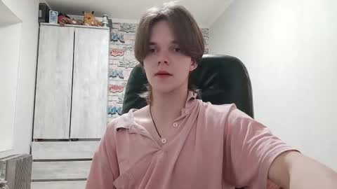 Daniel online show from April 23, 6:43 pm