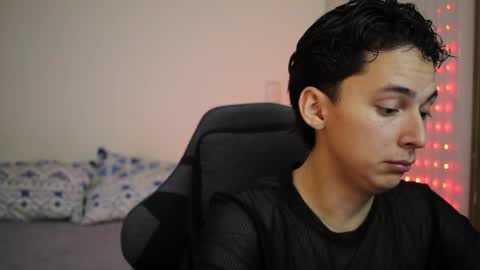 ARCHIBALDO online show from April 17, 2:14 am