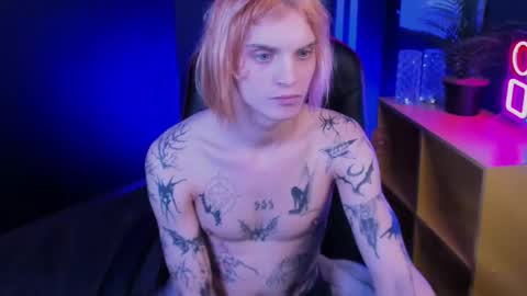 archiehali online show from September 17, 8:32 pm