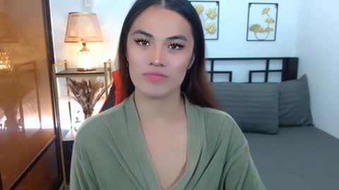 Snapshot of arcicola2727 chatting on December 2, 11:45 am Arci online show from December 2, 11:45 am