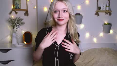 Jenny online show from September 26, 8:18 am