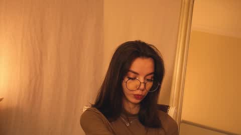 My name is Kelly online show from December 3, 2:16 pm