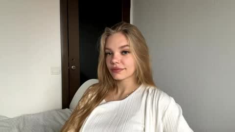 Amelia online show from November 14, 5:39 am