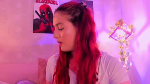 Snapshot of ari_baker chatting on January 19, 8:41 pm Arianna Baker online show from January 19, 8:41 pm