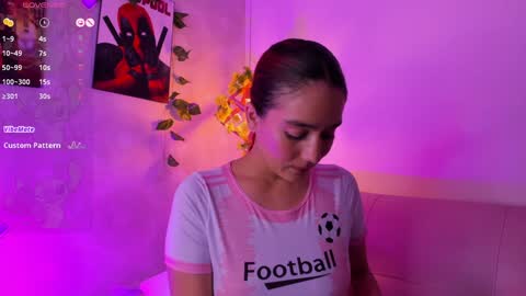 Snapshot of ari_baker chatting on February 4, 9:20 pm Arianna Baker online show from February 4, 9:20 pm