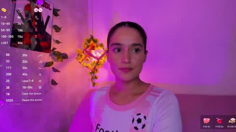 Snapshot of ari_baker chatting on February 5, 12:31 am Arianna Baker online show from February 5, 12:31 am