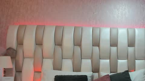 ari_lynn_ online show from December 22, 3:14 am