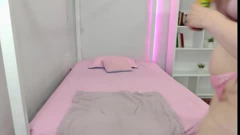    online show from October 15, 7:47 pm