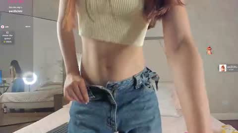 Snapshot of ari_wilde chatting on July 1, 12:40 pm Ari Wilde online show from July 1, 12:40 pm