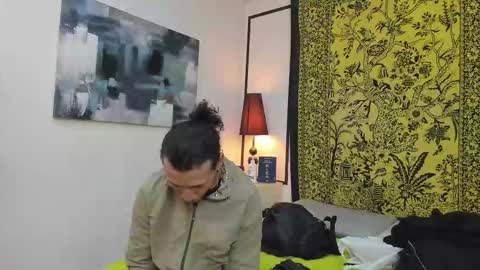 Snapshot of aria_and_orien chatting on October 14, 11:11 am aria y orien online show from October 14, 11:11 am