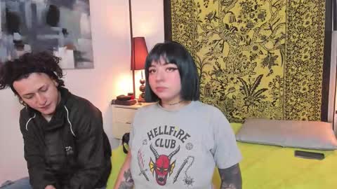 Snapshot of aria_and_orien chatting on October 26, 10:54 am aria y orien online show from October 26, 10:54 am