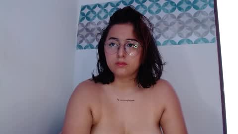 AriaBronw online show from October 6, 2:14 pm