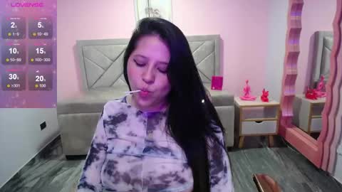 Aria online show from December 16, 11:43 pm