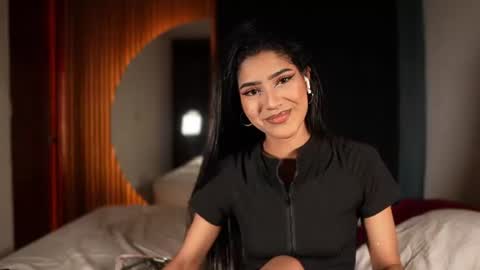 Aria online show from July 11, 10:29 am